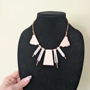 Elegant Gold and Cream Necklace